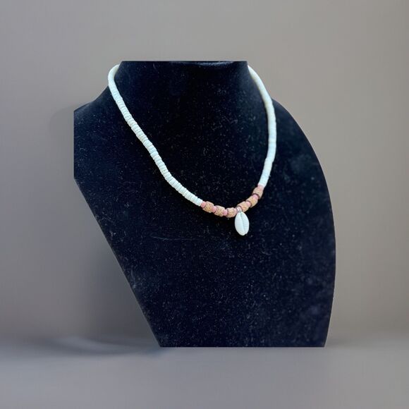 Boho Cowrie Pendant Shell Choker Necklace With Stacked Shell & Wood Beads - Picture 3 of 4